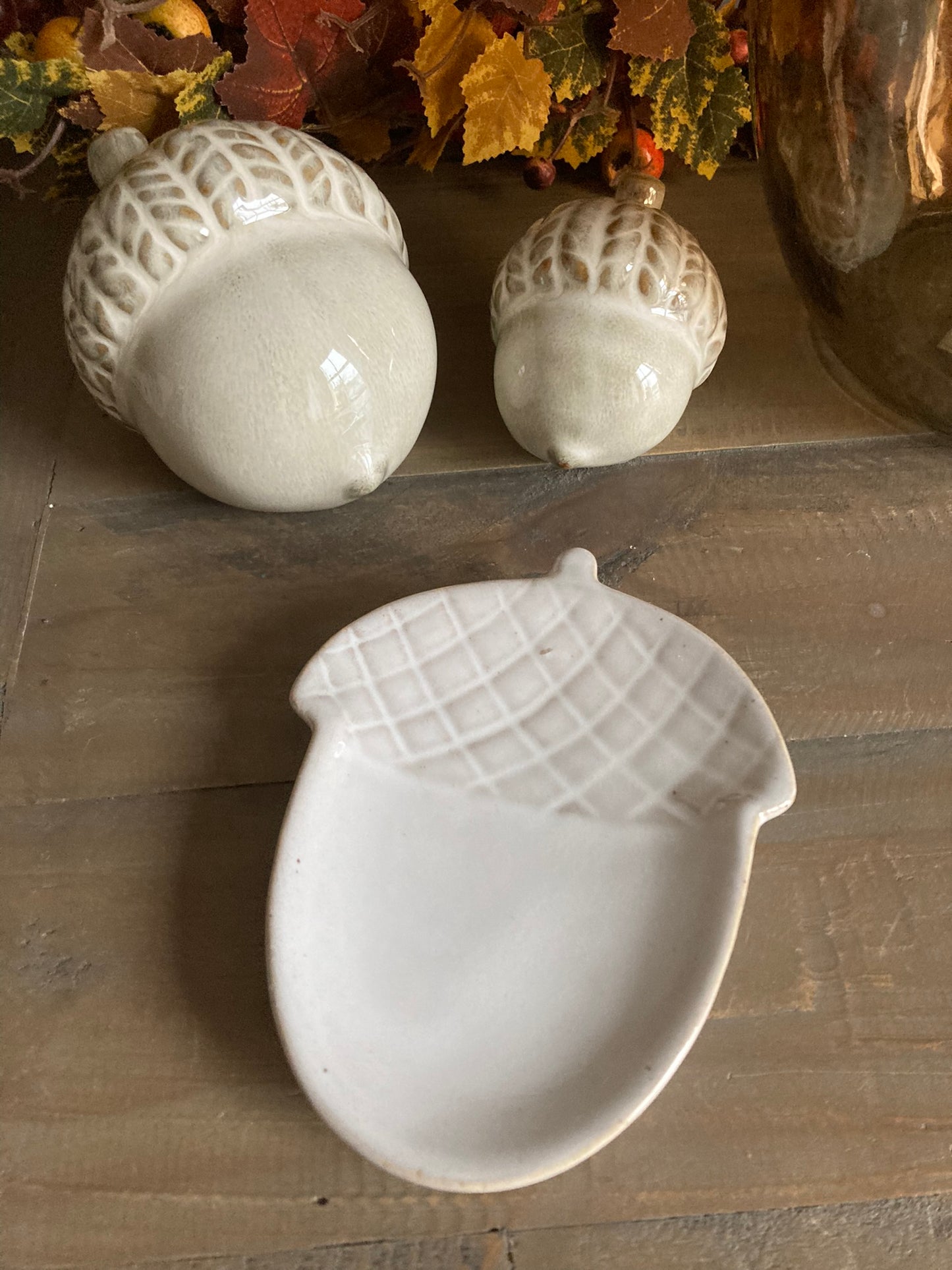 Ceramic acorn trinket dish