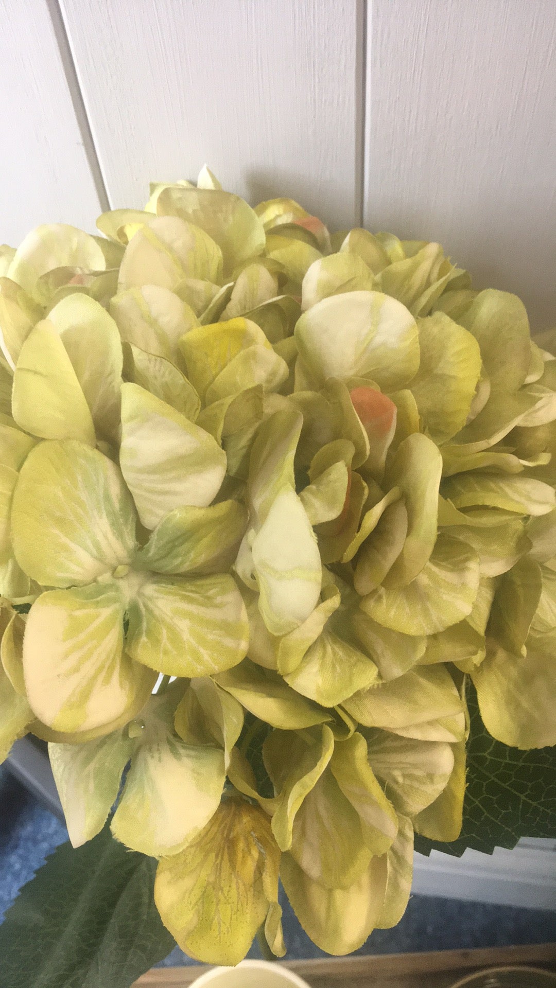 Hydrangea faux steam - green