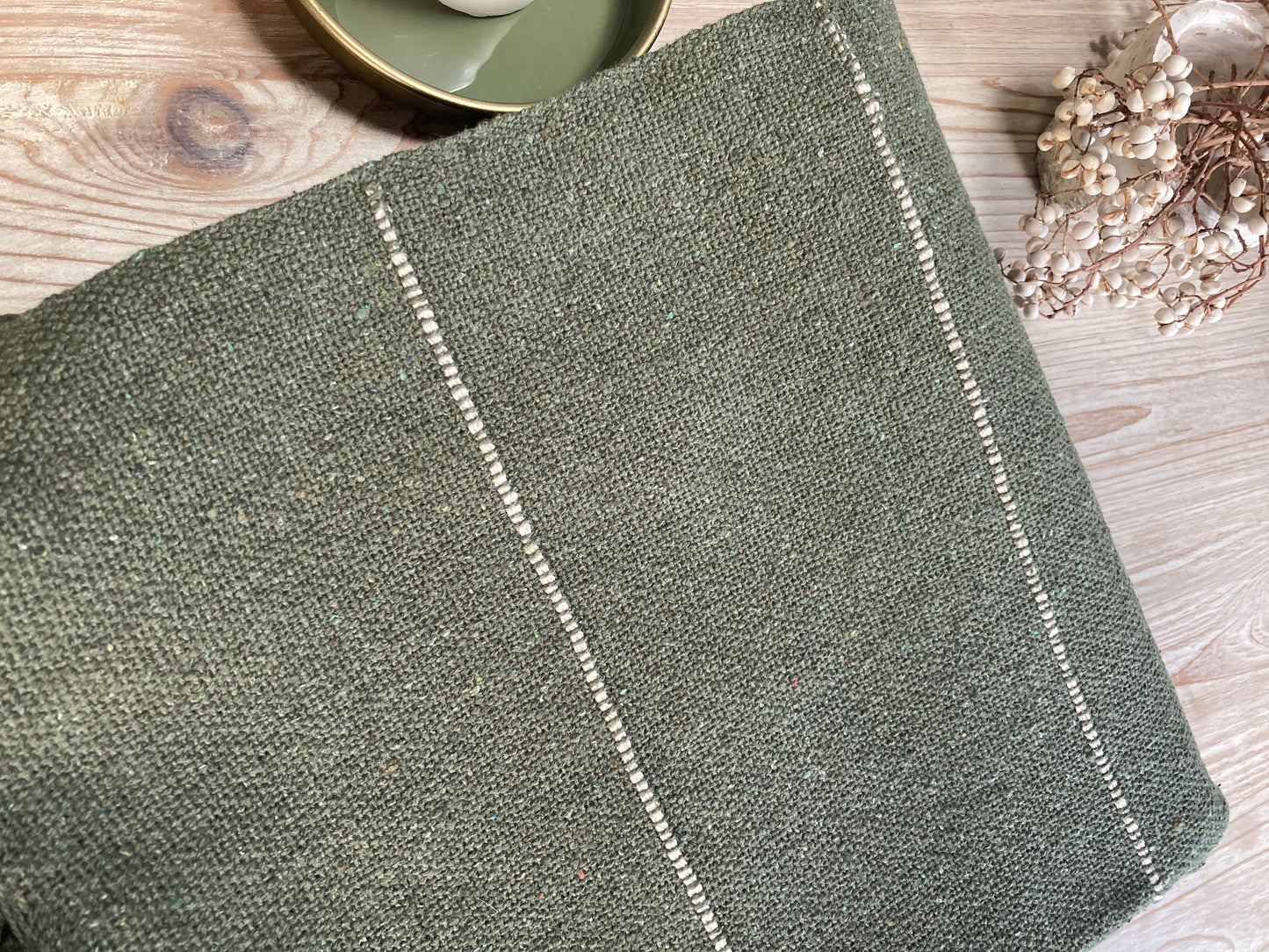 Olive throw