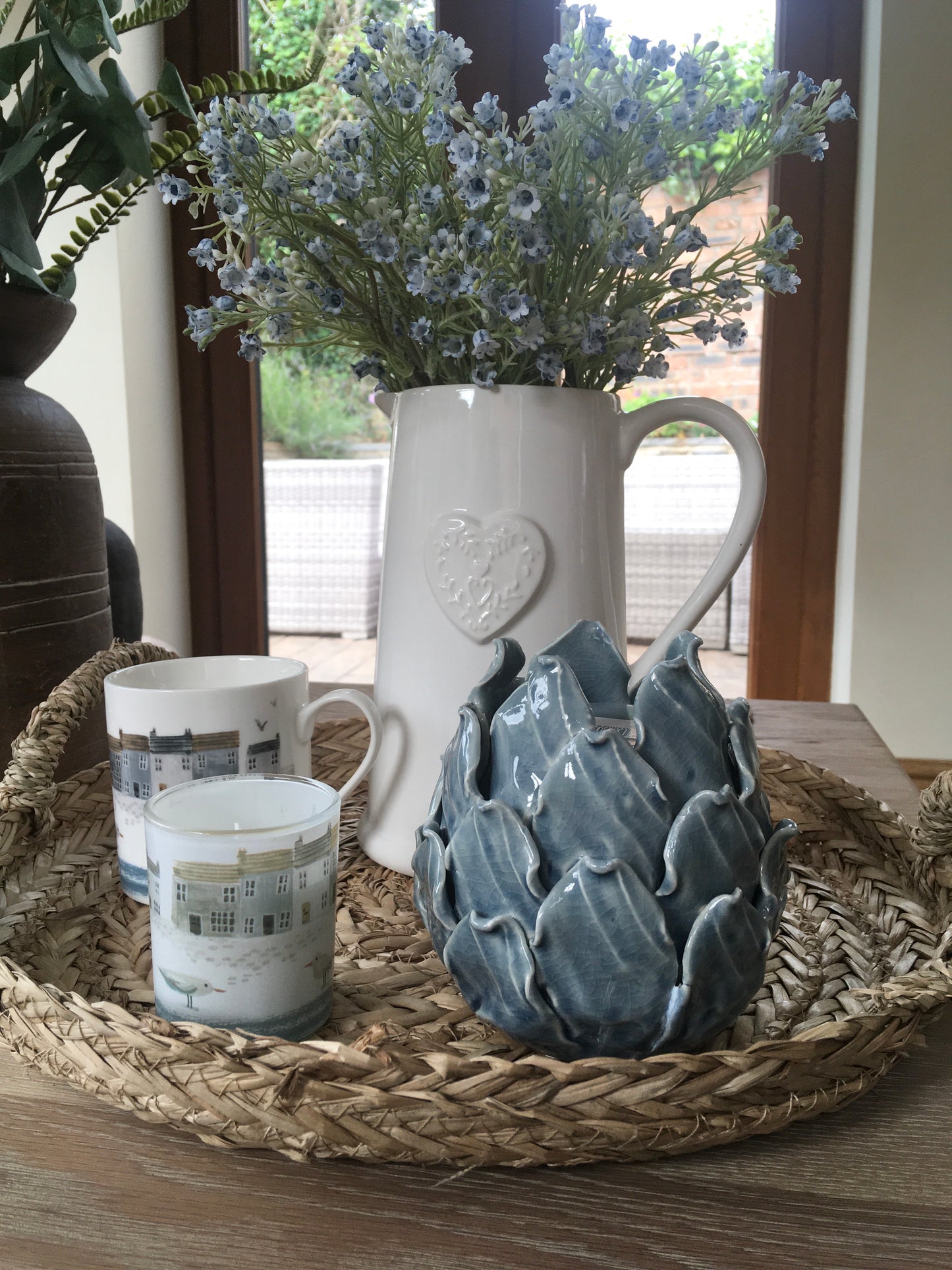 Ceramic artichoke tea light holder