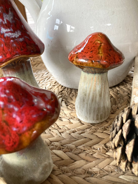 Ceramic mushroom - medium
