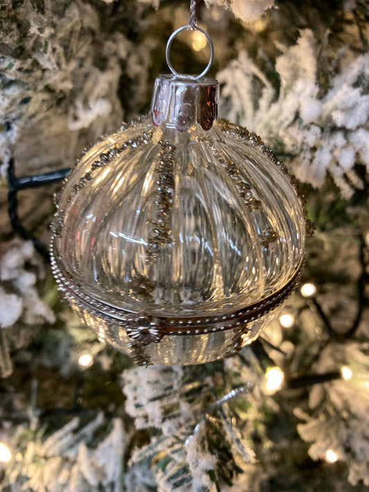 Glass bauble with flower detail